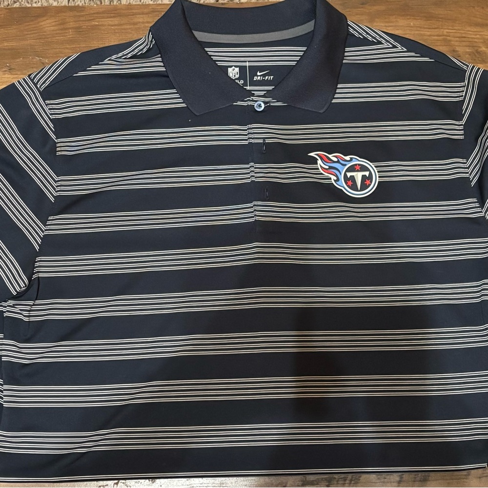 Tennessee Titans Sideline Lock Up Victory Performance Polo from Nike.